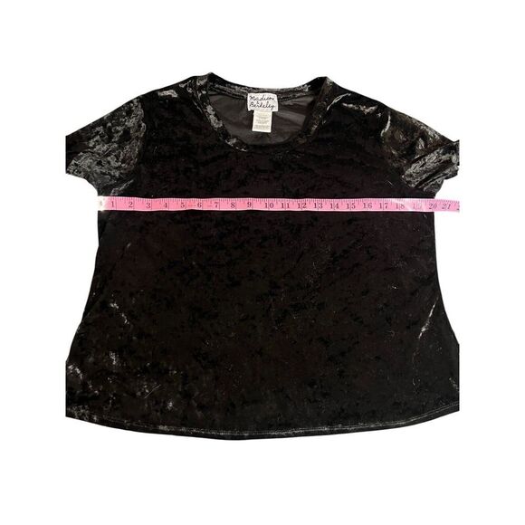 Madison & Berkeley Crushed Velvet Cropped Shirt Sz M Y2K Retro Edgy Goth Rock - Picture 6 of 7
